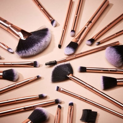 Cleaning Makeup Brushes 101 on Very Blog